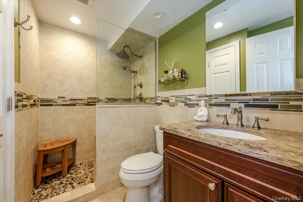 185 W Park Avenue #201 Long Beach, NY 11561