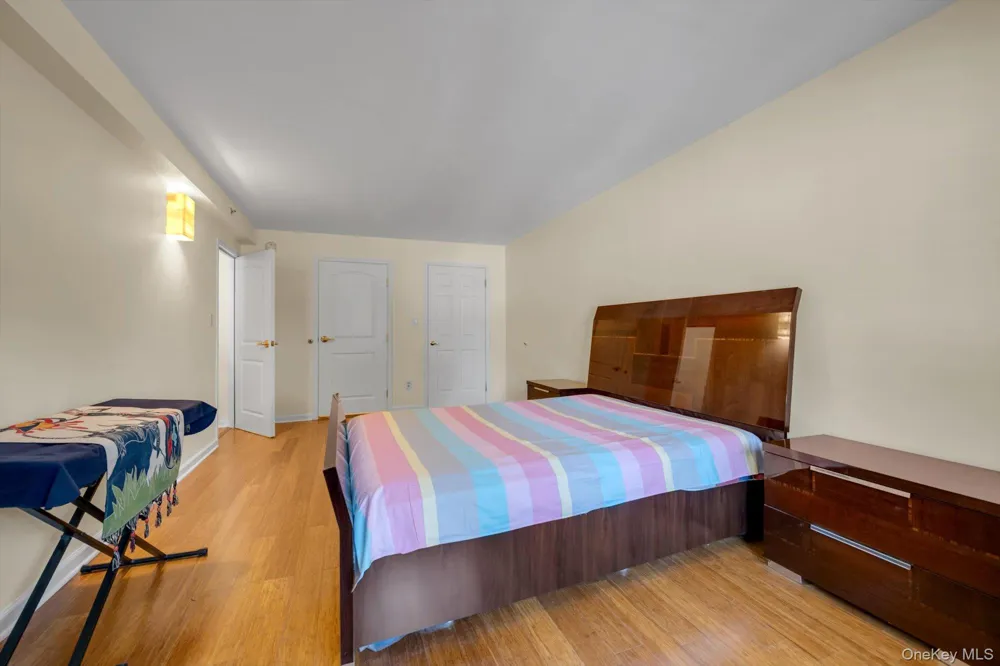 6434 Grand Central Parkway #3G Forest Hills, NY 11375