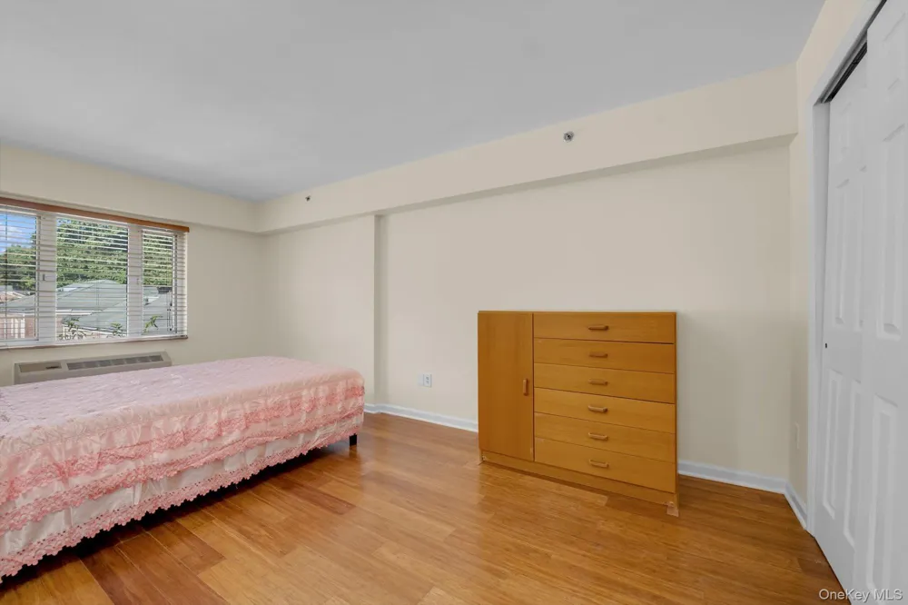 6434 Grand Central Parkway #3G Forest Hills, NY 11375