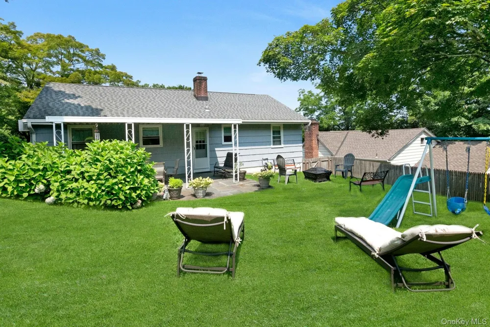874 Linda Avenue Thornwood, NY 10594