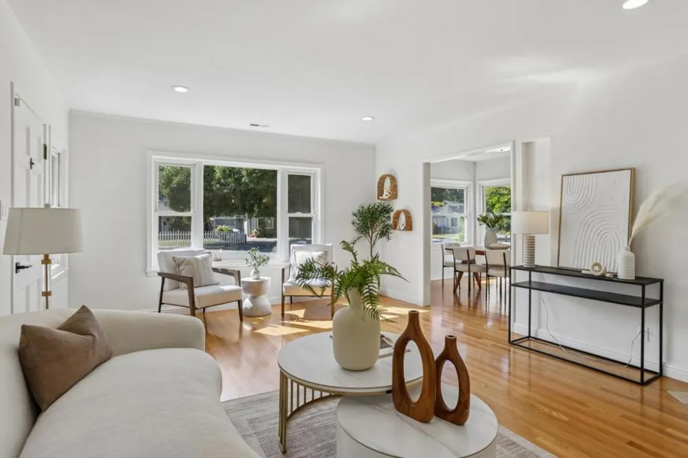 1054 Thornton Way San Jose, CA 95128