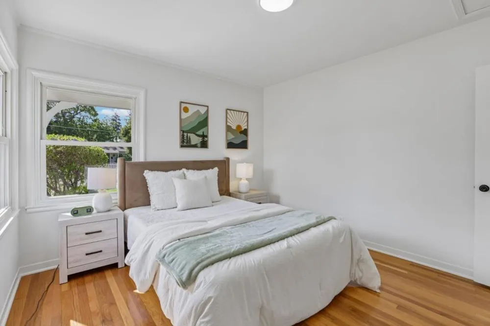 1054 Thornton Way San Jose, CA 95128