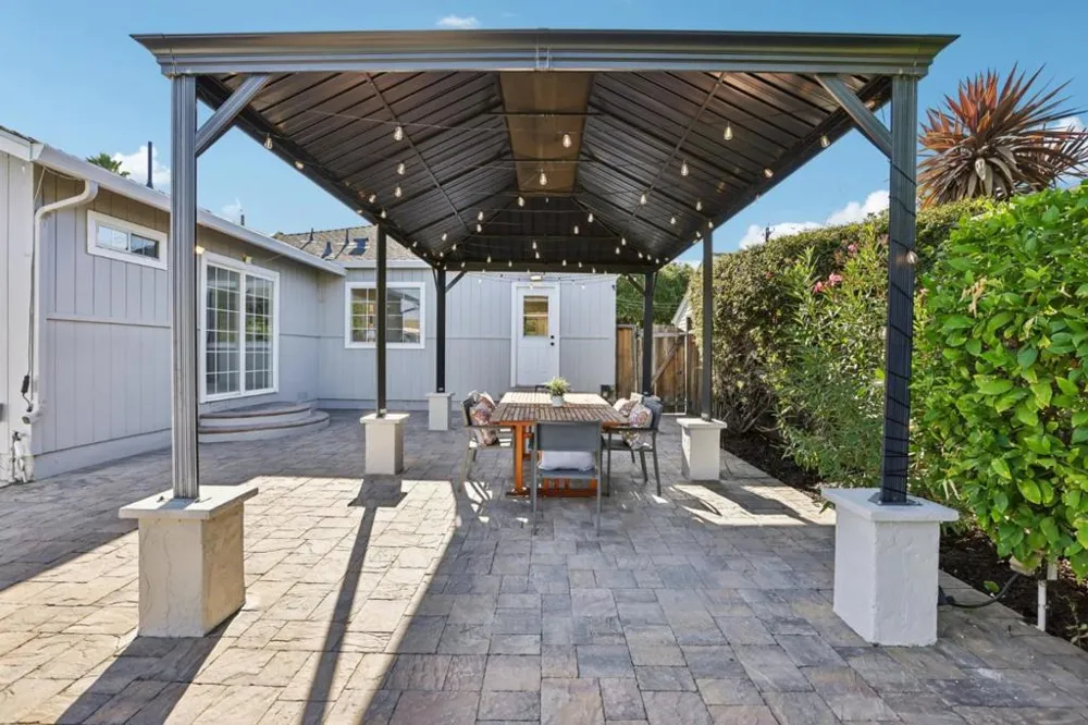 1054 Thornton Way San Jose, CA 95128