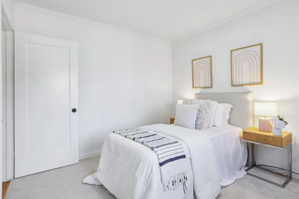 1054 Thornton Way San Jose, CA 95128