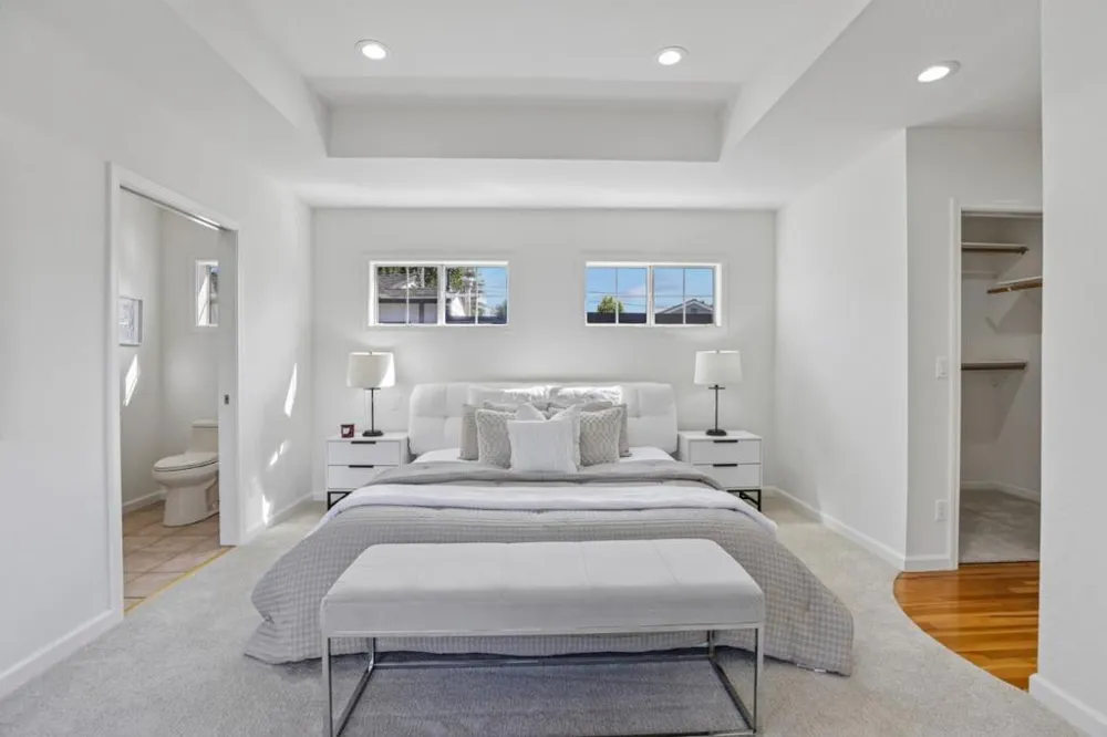 1054 Thornton Way San Jose, CA 95128