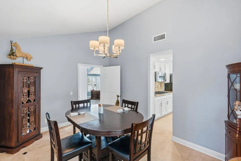 1638 Landquist Drive Encinitas, CA 92024