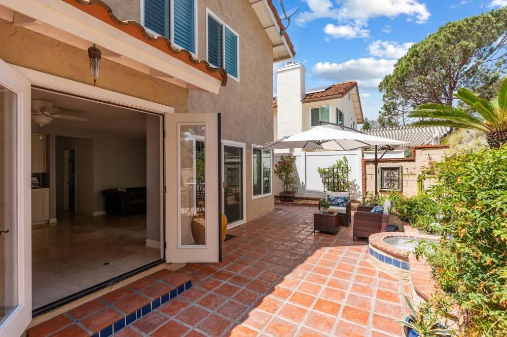 1638 Landquist Drive Encinitas, CA 92024