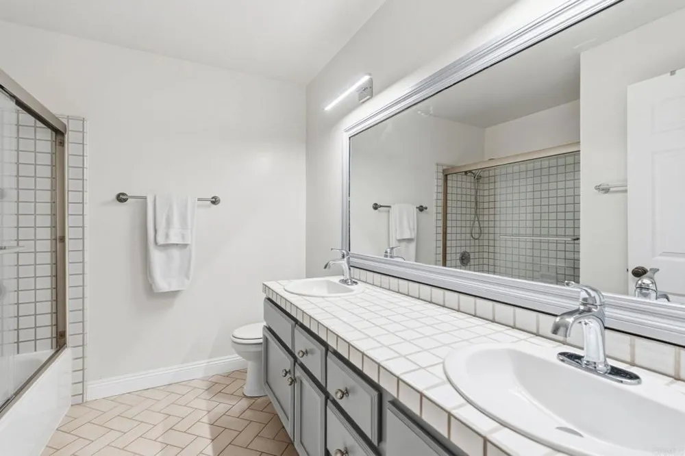 1638 Landquist Drive Encinitas, CA 92024