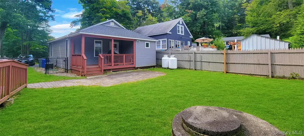 3 Preston Place Patterson, NY 12563