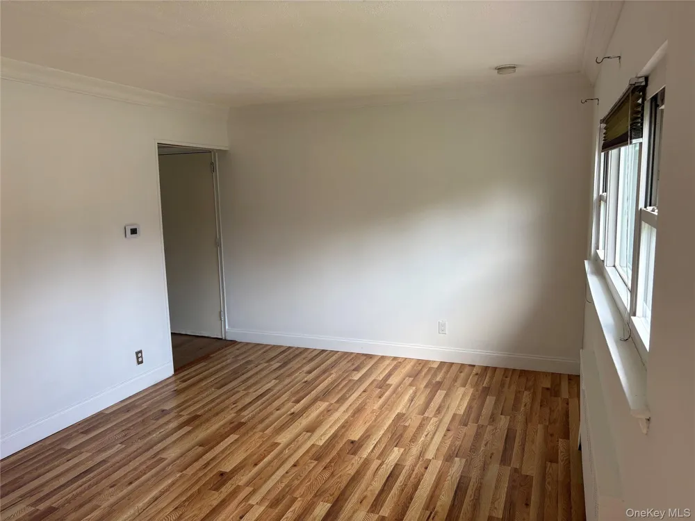 24 Carl Street Ronkonkoma, NY 11779