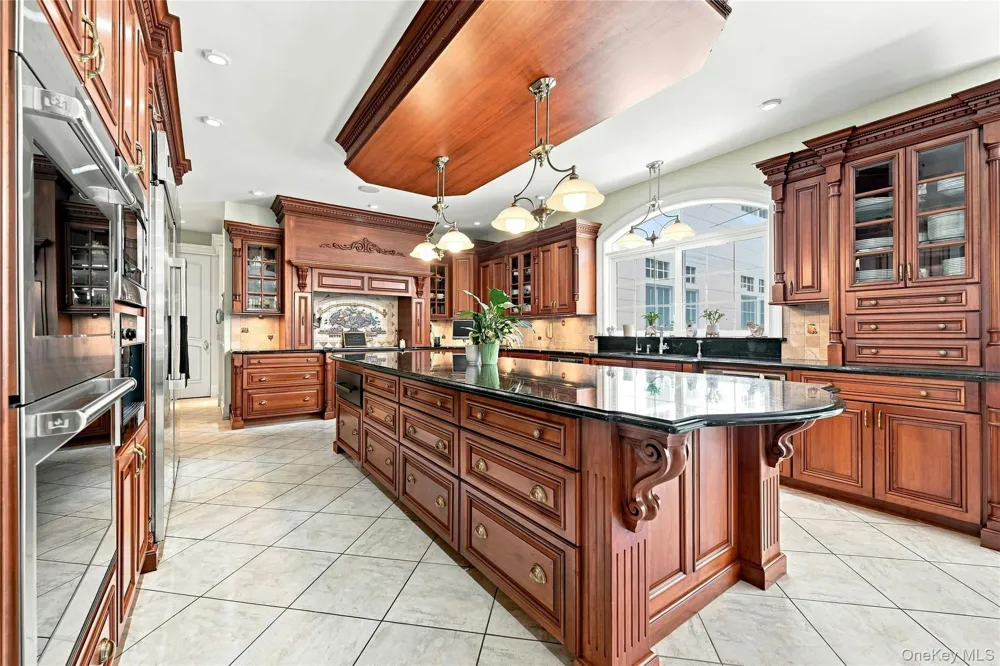 3 Crescent Drive Northport, NY 11768