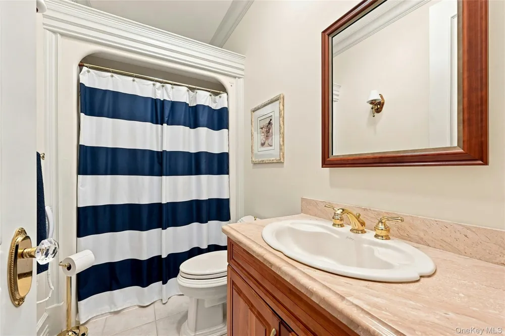 3 Crescent Drive Northport, NY 11768