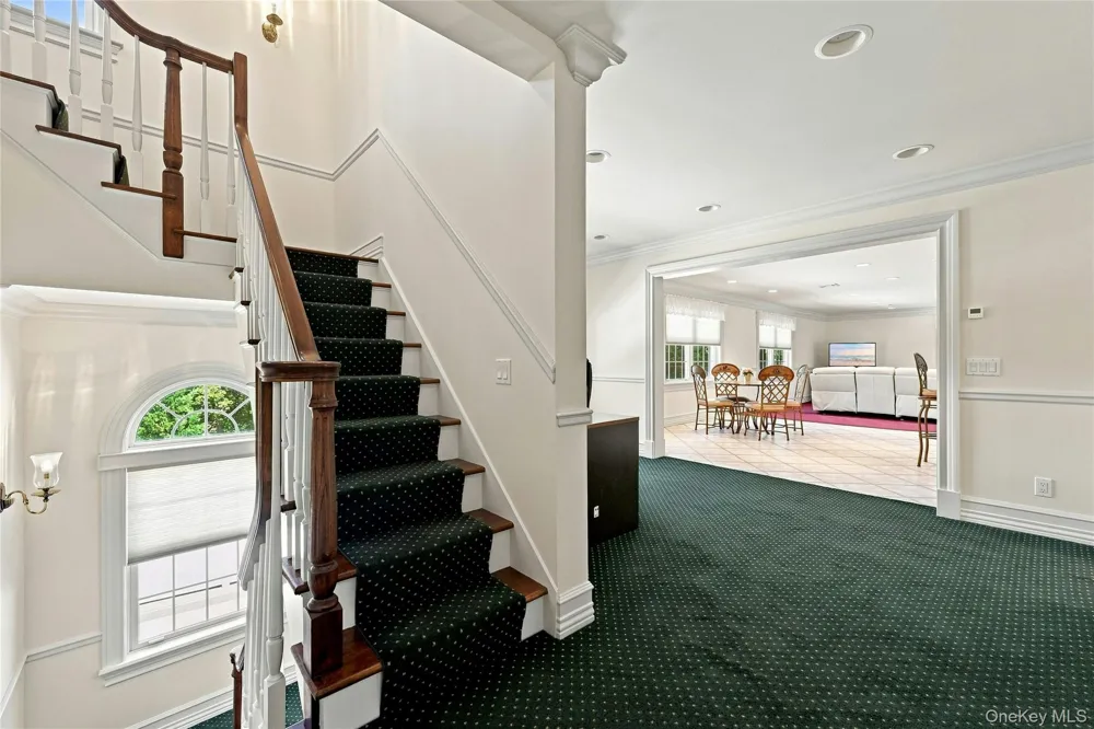 3 Crescent Drive Northport, NY 11768