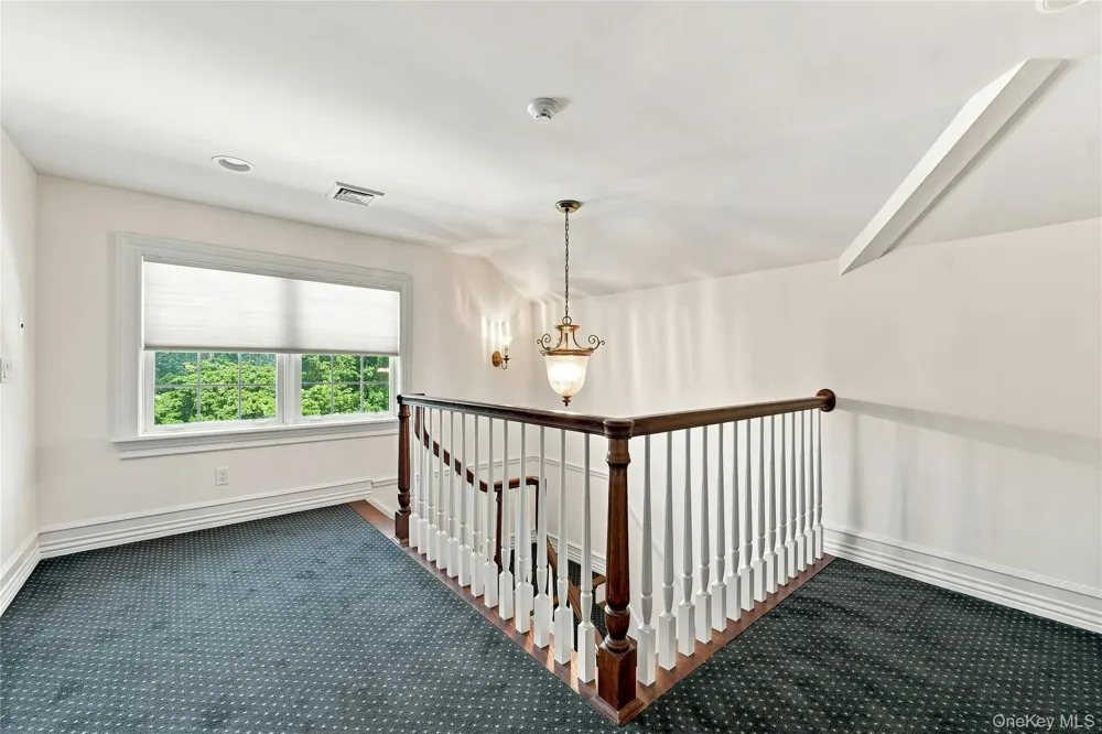 3 Crescent Drive Northport, NY 11768