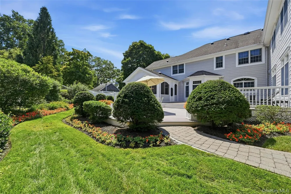 3 Crescent Drive Northport, NY 11768