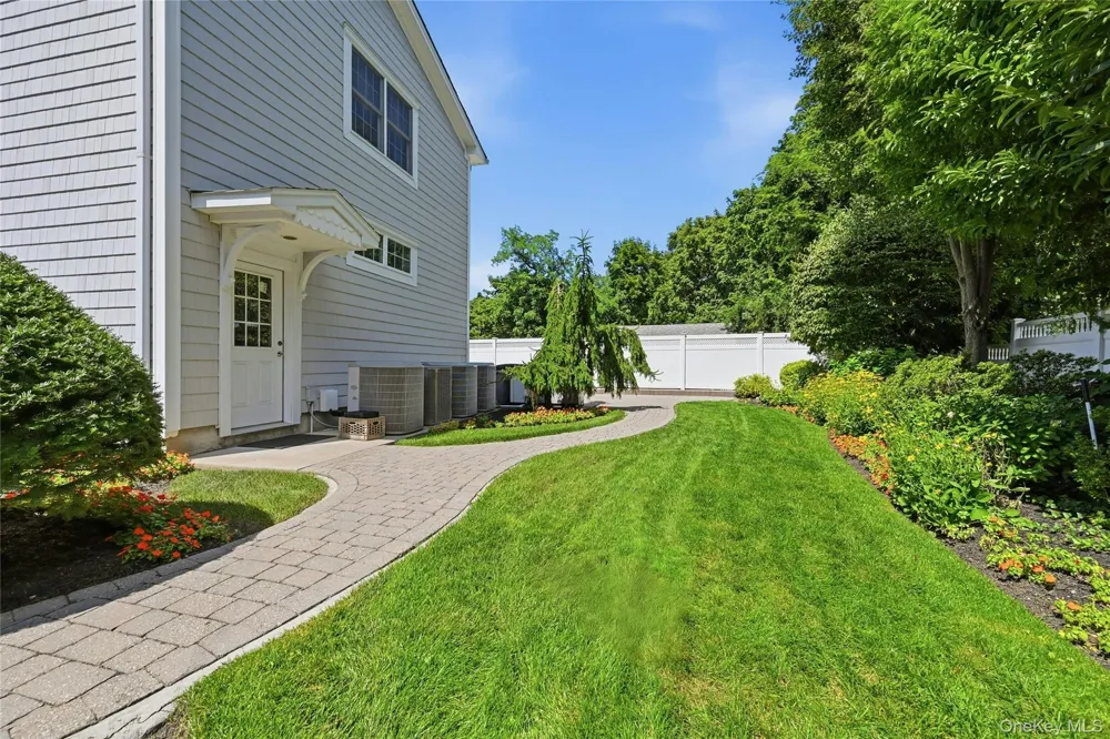 3 Crescent Drive Northport, NY 11768