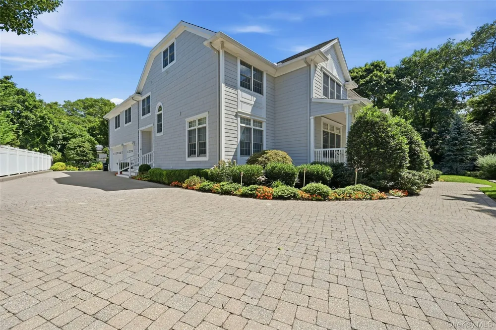 3 Crescent Drive Northport, NY 11768