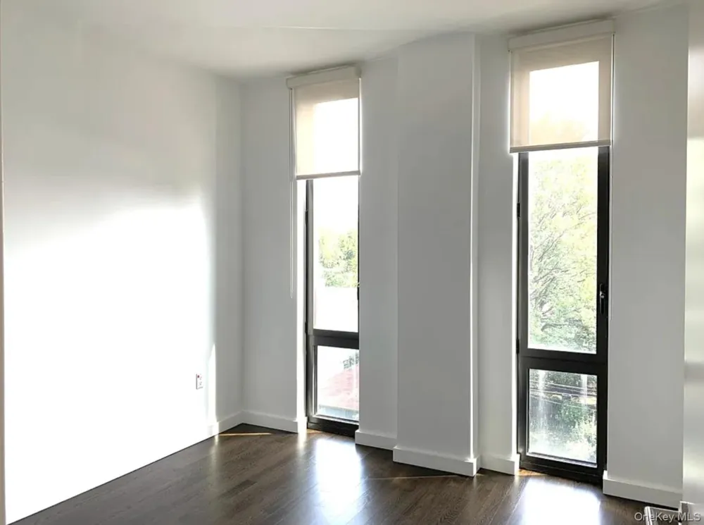 37-40 27th Street #4E Long Island City, NY 11101