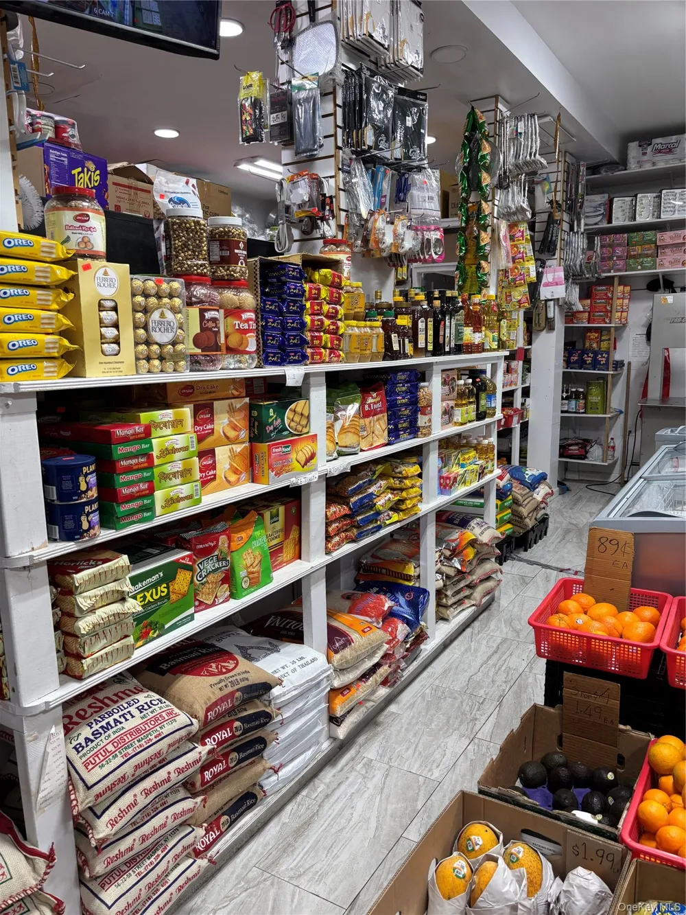 1430 zarega ave Bronx, NY 10462