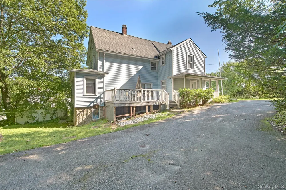 124 Holland Street Harrison, NY 10528