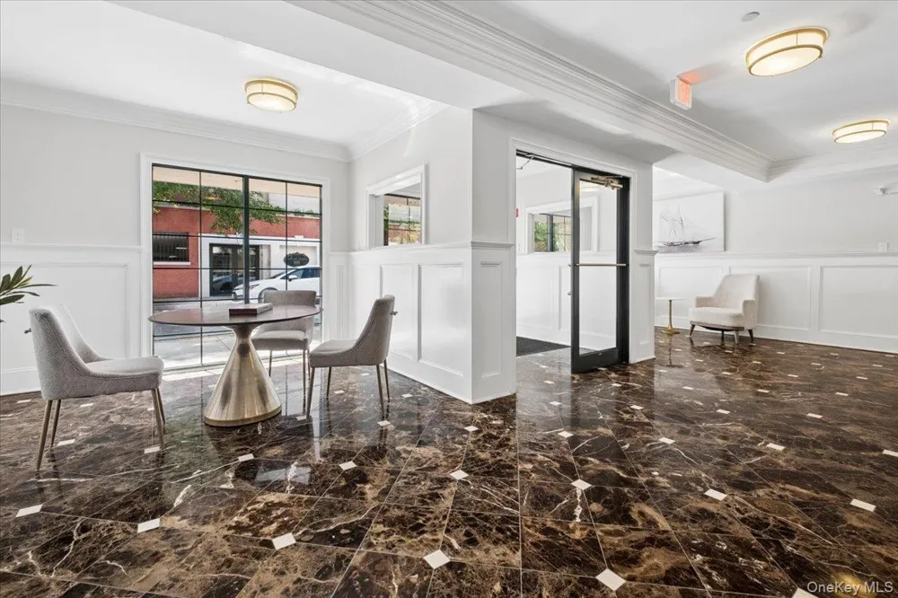 101 Sheldrake Place #20 Mamaroneck, NY 10543