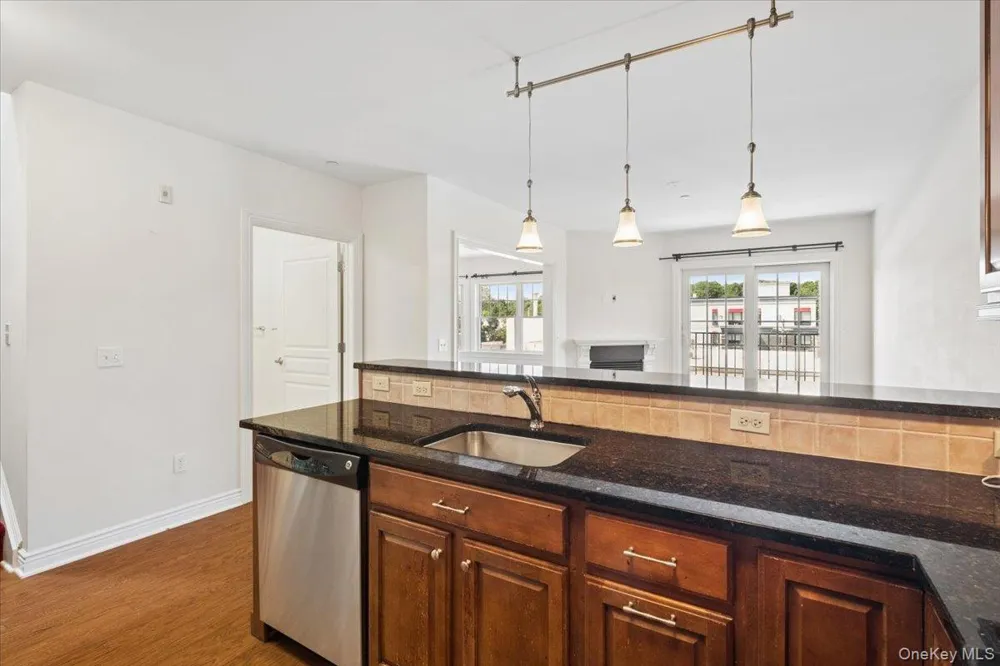 101 Sheldrake Place #20 Mamaroneck, NY 10543