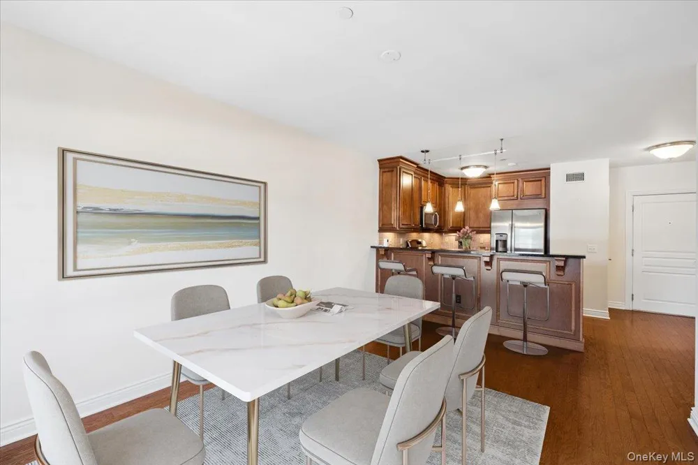 101 Sheldrake Place #20 Mamaroneck, NY 10543