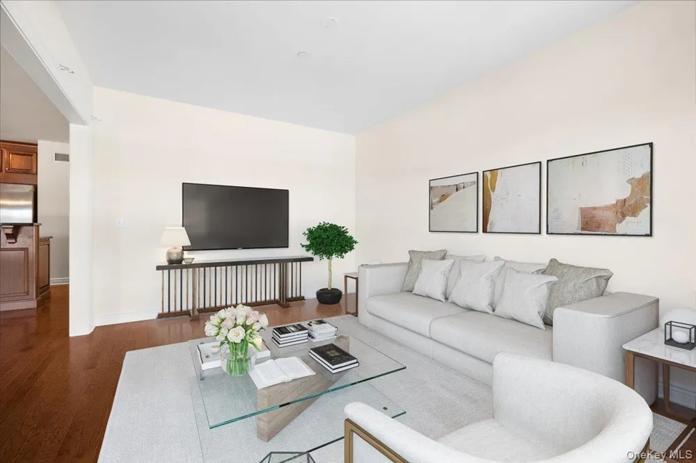 101 Sheldrake Place #20 Mamaroneck, NY 10543