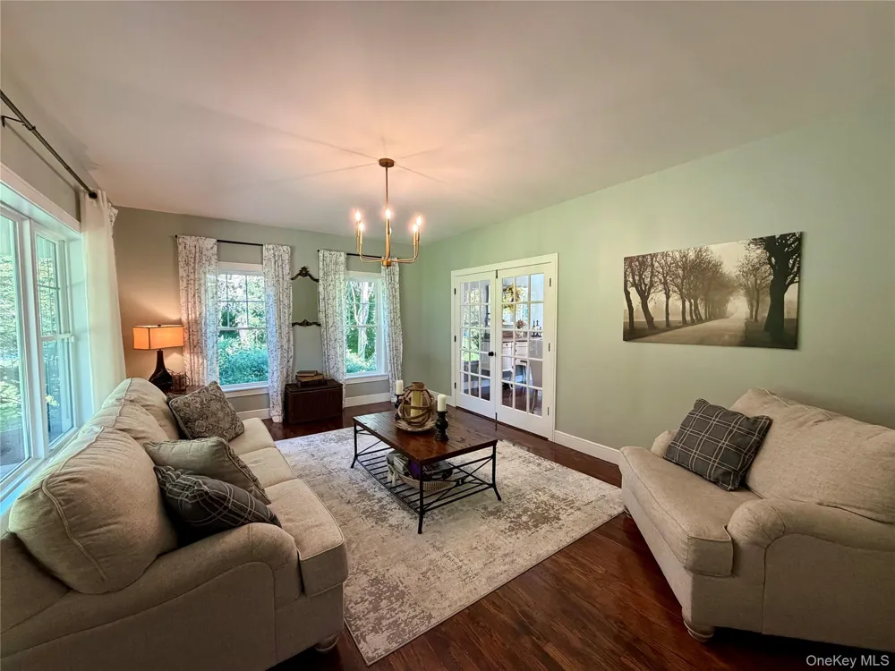 101 Beverly Road Chester, NY 10918