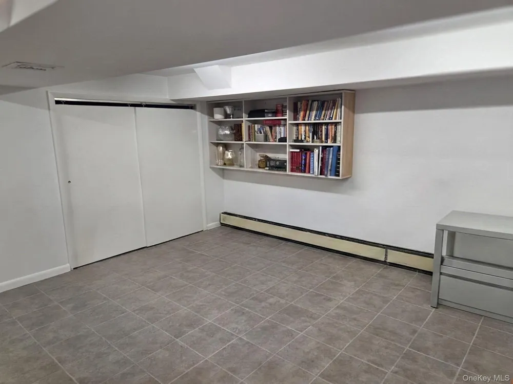 541 Cedarwood Drive Cedarhurst, NY 11516