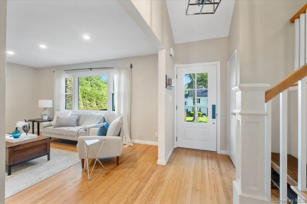 19 Dartmouth Terrace White Plains, NY 10607