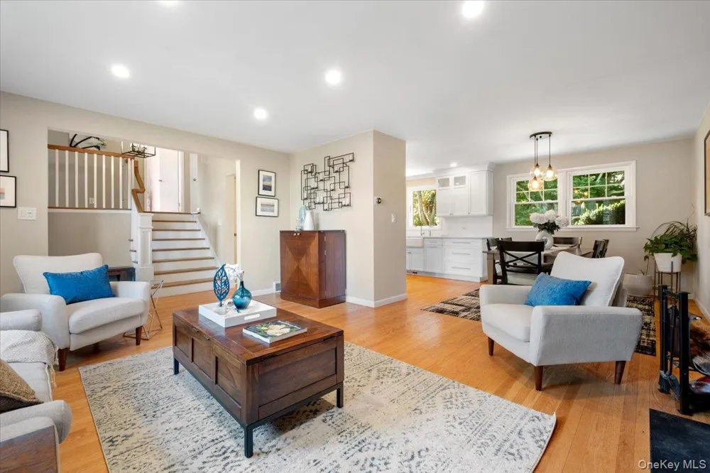 19 Dartmouth Terrace White Plains, NY 10607