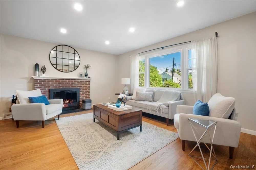 19 Dartmouth Terrace White Plains, NY 10607