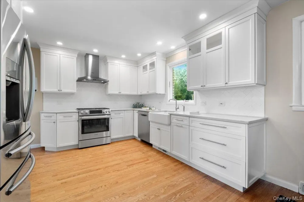19 Dartmouth Terrace White Plains, NY 10607