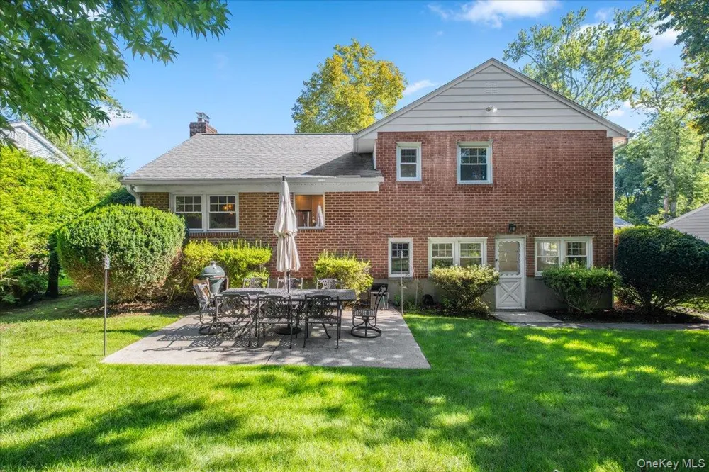 19 Dartmouth Terrace White Plains, NY 10607