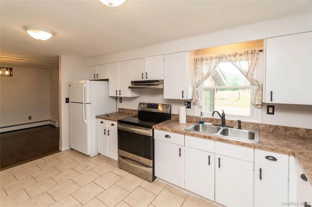 2188 State Route 32 Modena, NY 12548