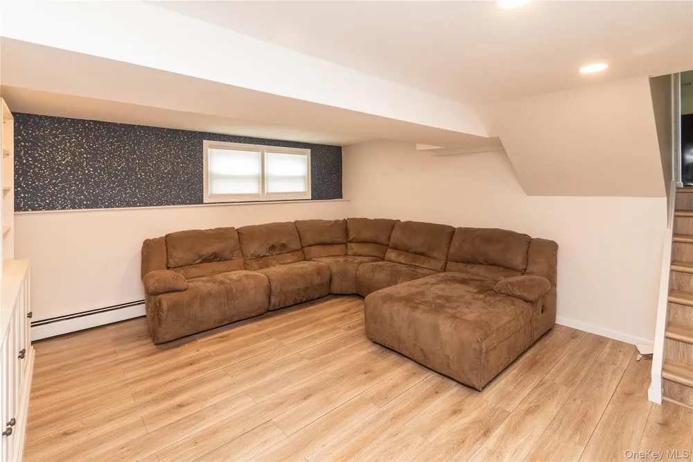 2188 State Route 32 Modena, NY 12548