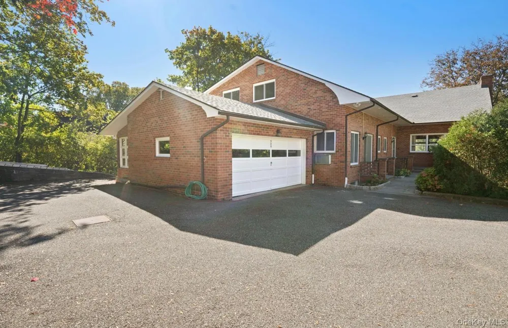 500 Lake Boulevard Mahopac, NY 10541