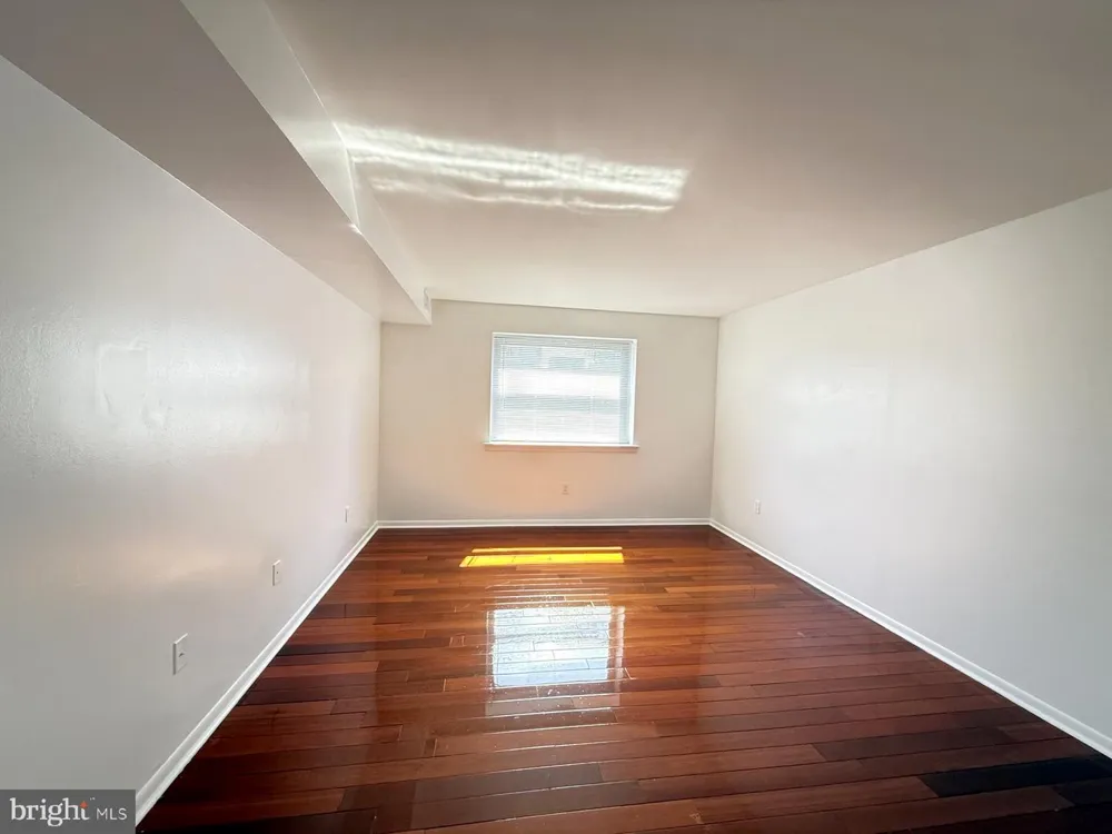 606 COOPER LANDING ROAD #B-3E Cherry Hill, NJ 08002