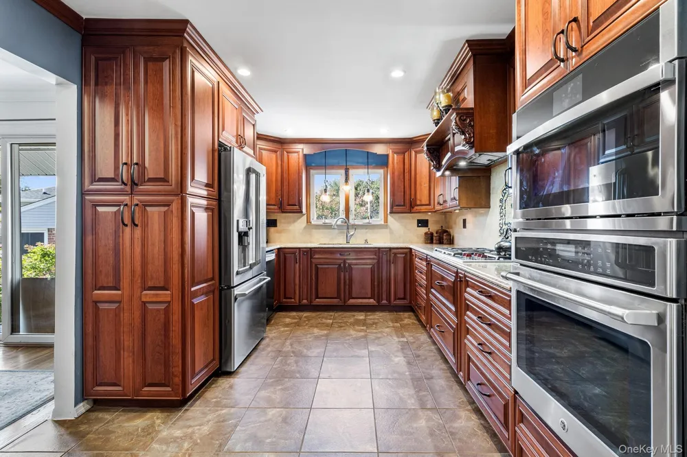 3671 Adele Court Wantagh, NY 11793