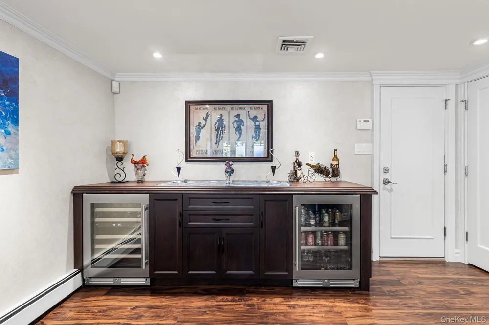 3671 Adele Court Wantagh, NY 11793