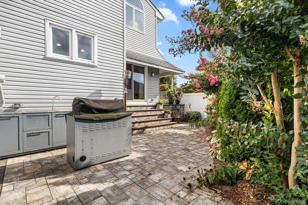 3671 Adele Court Wantagh, NY 11793