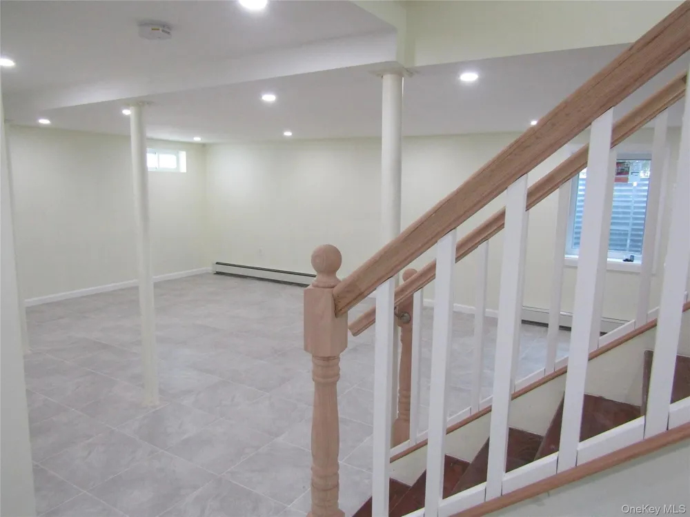 258 Brown Avenue Hempstead, NY 11550