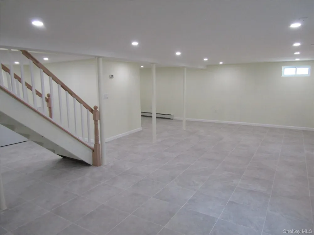258 Brown Avenue Hempstead, NY 11550