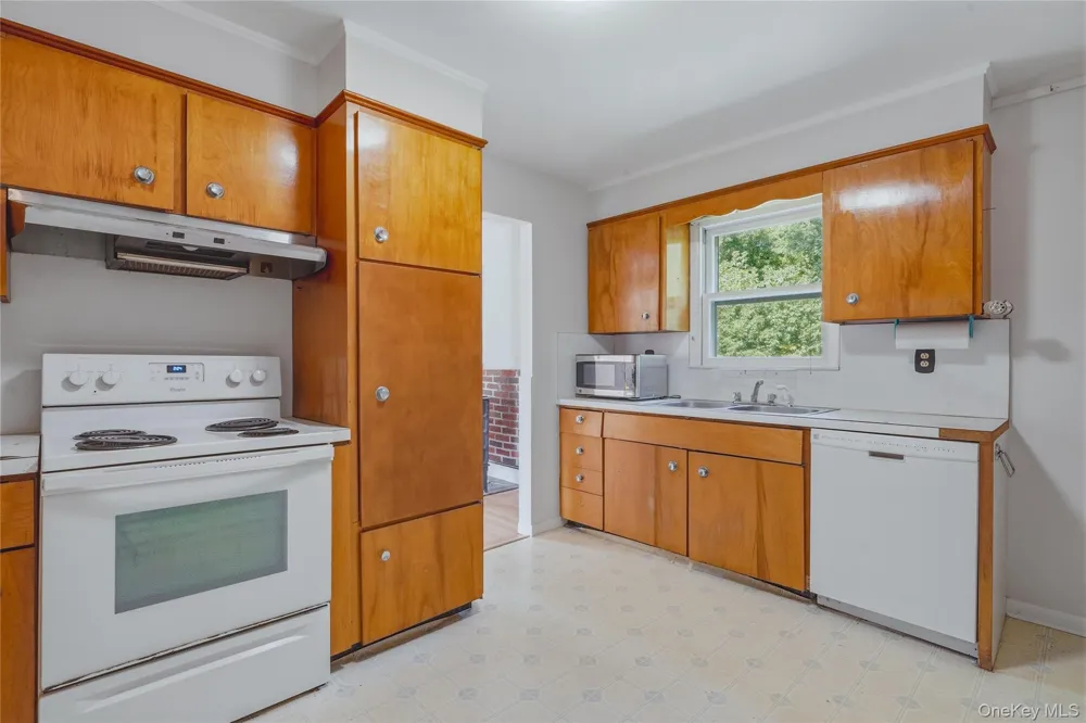 529 Lakeview Terrace Kingston, NY 12401