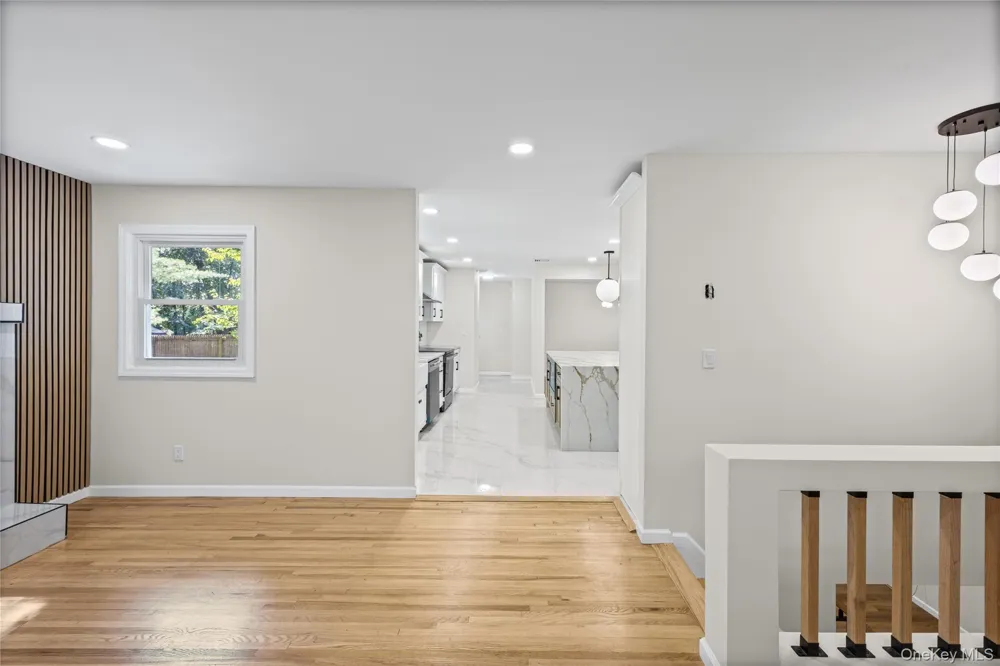 14 Camelot Lane East Setauket, NY 11733