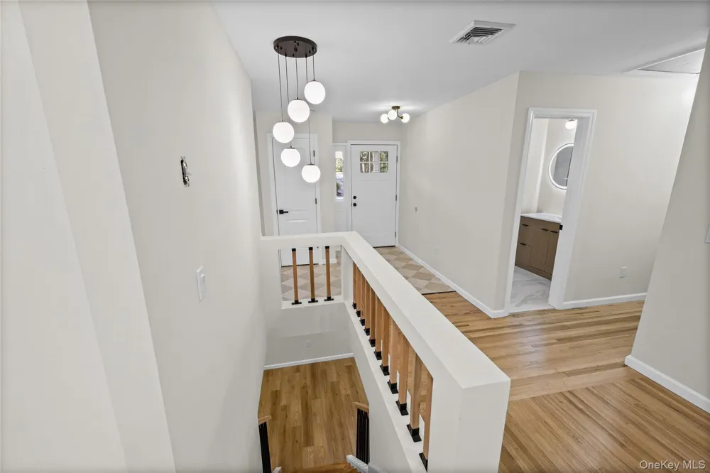 14 Camelot Lane East Setauket, NY 11733