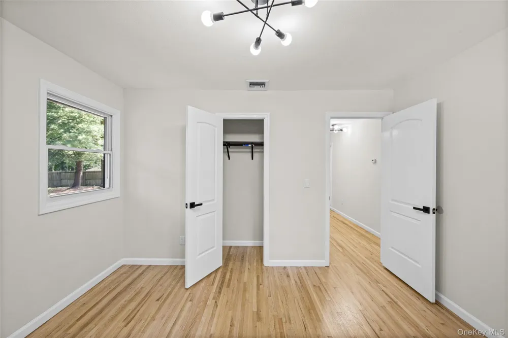 14 Camelot Lane East Setauket, NY 11733