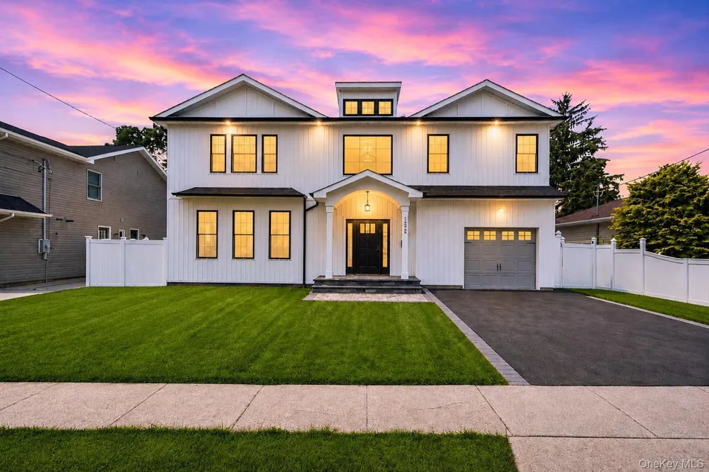 1222 Powell Avenue North Merrick, NY 11566