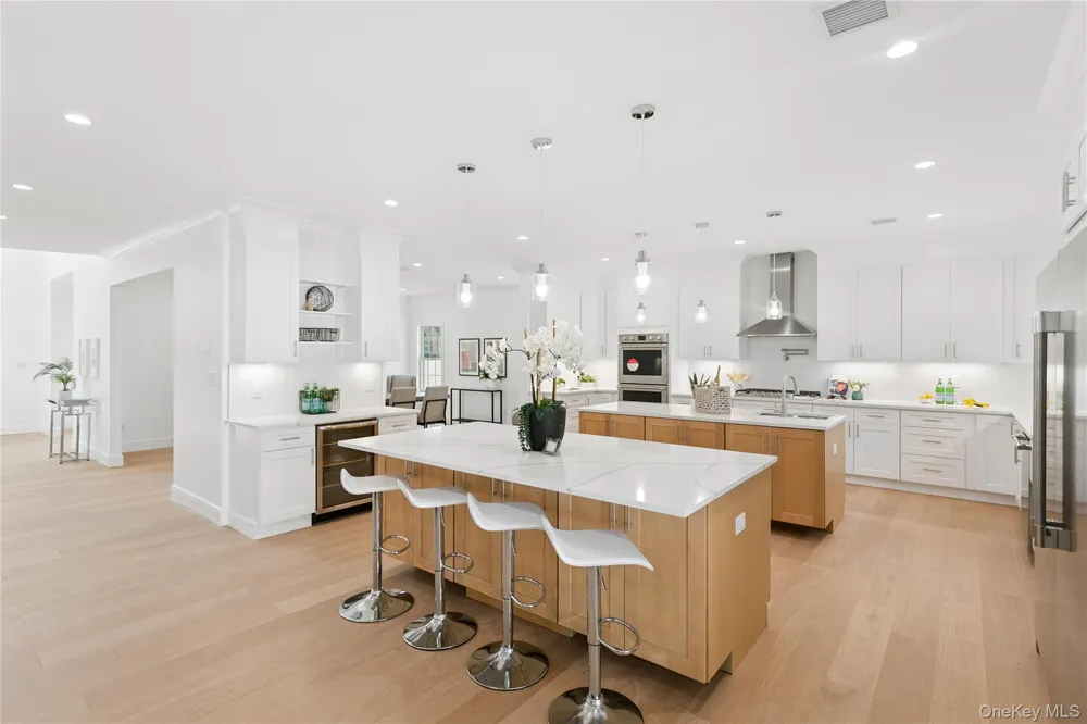 1222 Powell Avenue North Merrick, NY 11566